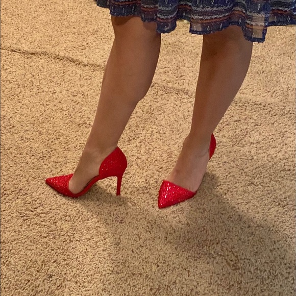 Red High Heels - Picture 8 of 9